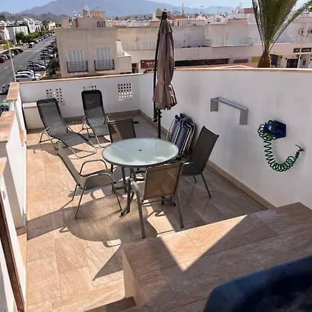 Atico Helena Con Solarium Y Jacuzzi Privado En Laguna Διαμέρισμα